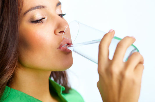 TOP 10 HEALTH BENEFITS OF DRINKING WATER