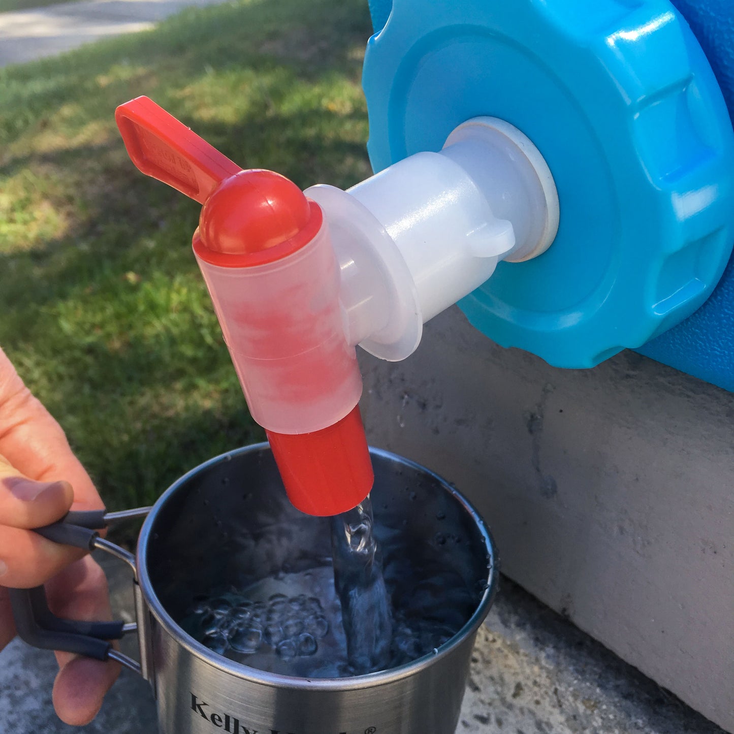 Ventless Spigot and Cap for AquaBrick® – Only for bricks made 2022 or later